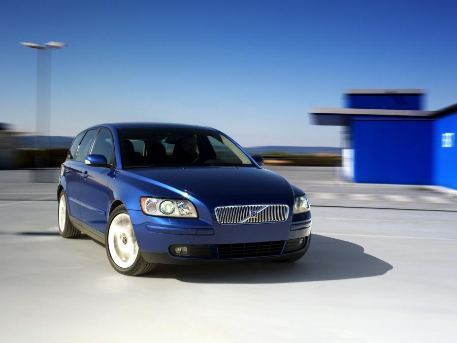  Volvo V50 D5 2004 года  (фото 3 из 10)